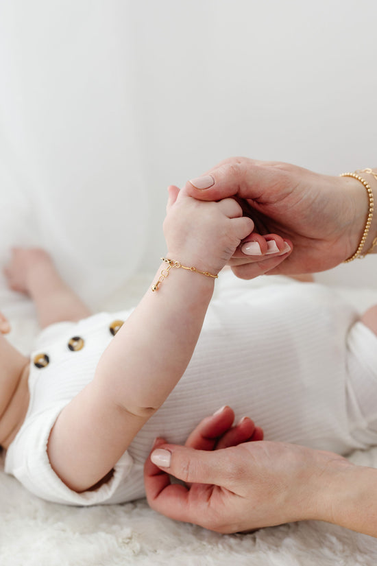 White Crown Baby Nazaria Gold Bracelet – Love Anamitra
